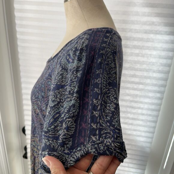 Lucky Brand Paisley Split back Tee, size L, Navy, cotton blend, made in India. - Picture 4 of 7